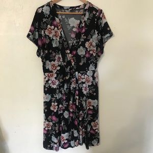 DIVINA dress floral size 3X